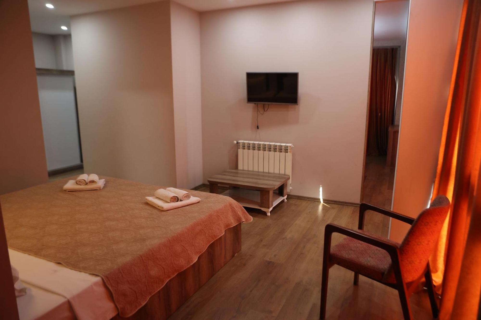 Hotel Dream Tower à Batoumi Extérieur photo