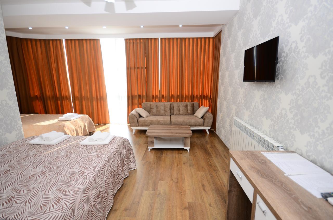 Hotel Dream Tower à Batoumi Extérieur photo