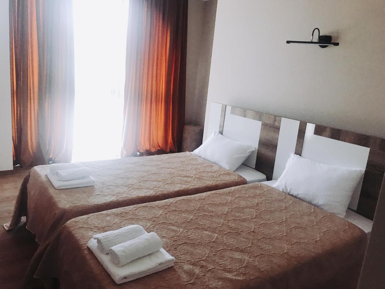 Hotel Dream Tower à Batoumi Extérieur photo